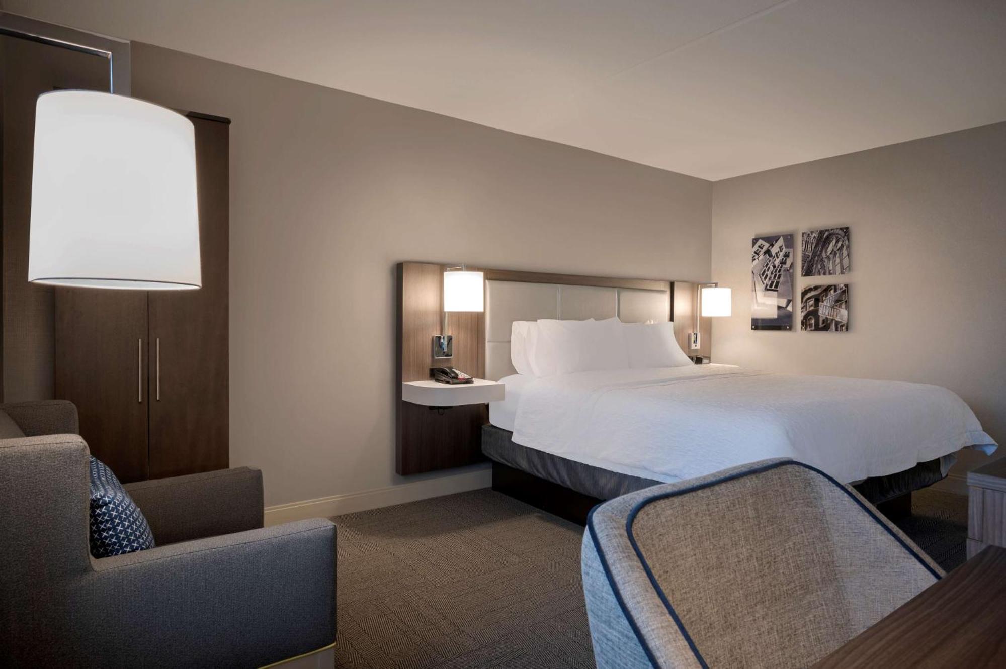 Hampton By Hilton Boston/cambridge 3*