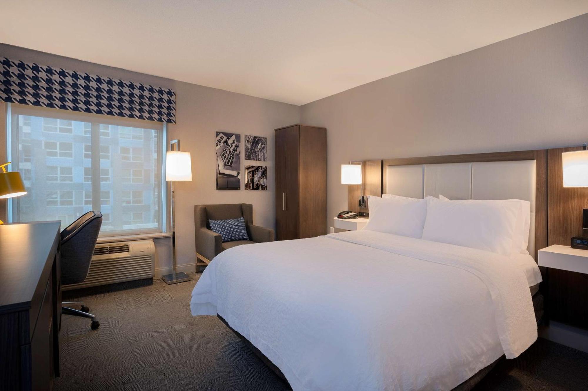 Hampton By Hilton Boston/cambridge Hotel