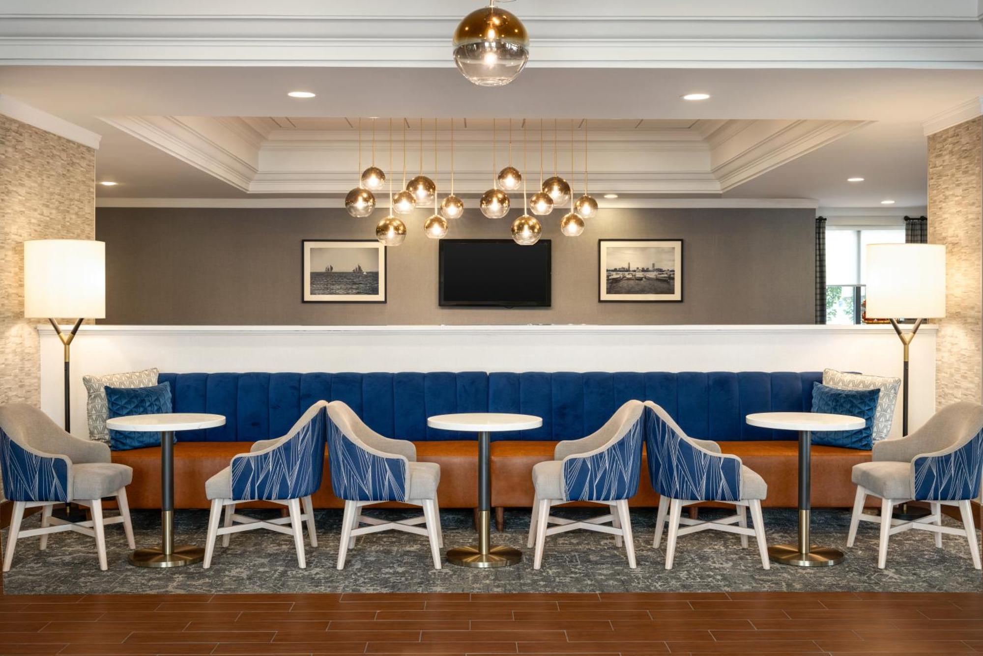 Hampton By Hilton Boston/cambridge Hotel