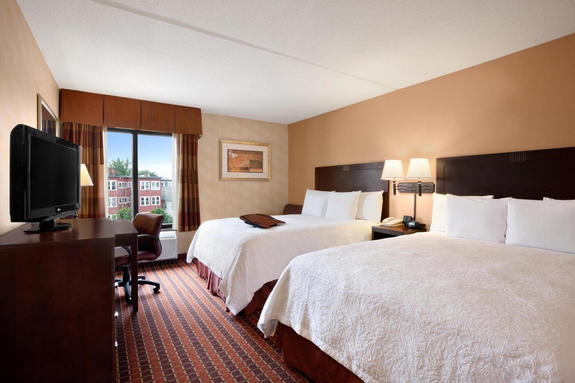 Hampton By Hilton Boston/cambridge