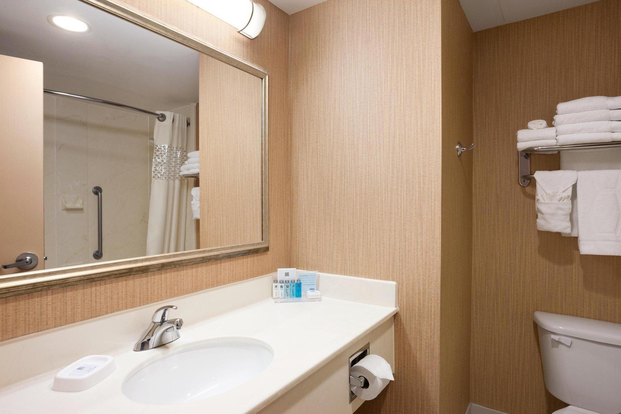 Hampton By Hilton Boston/cambridge Cambridge