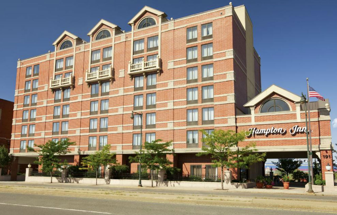 Hotel Hampton By Hilton Boston/cambridge 3*